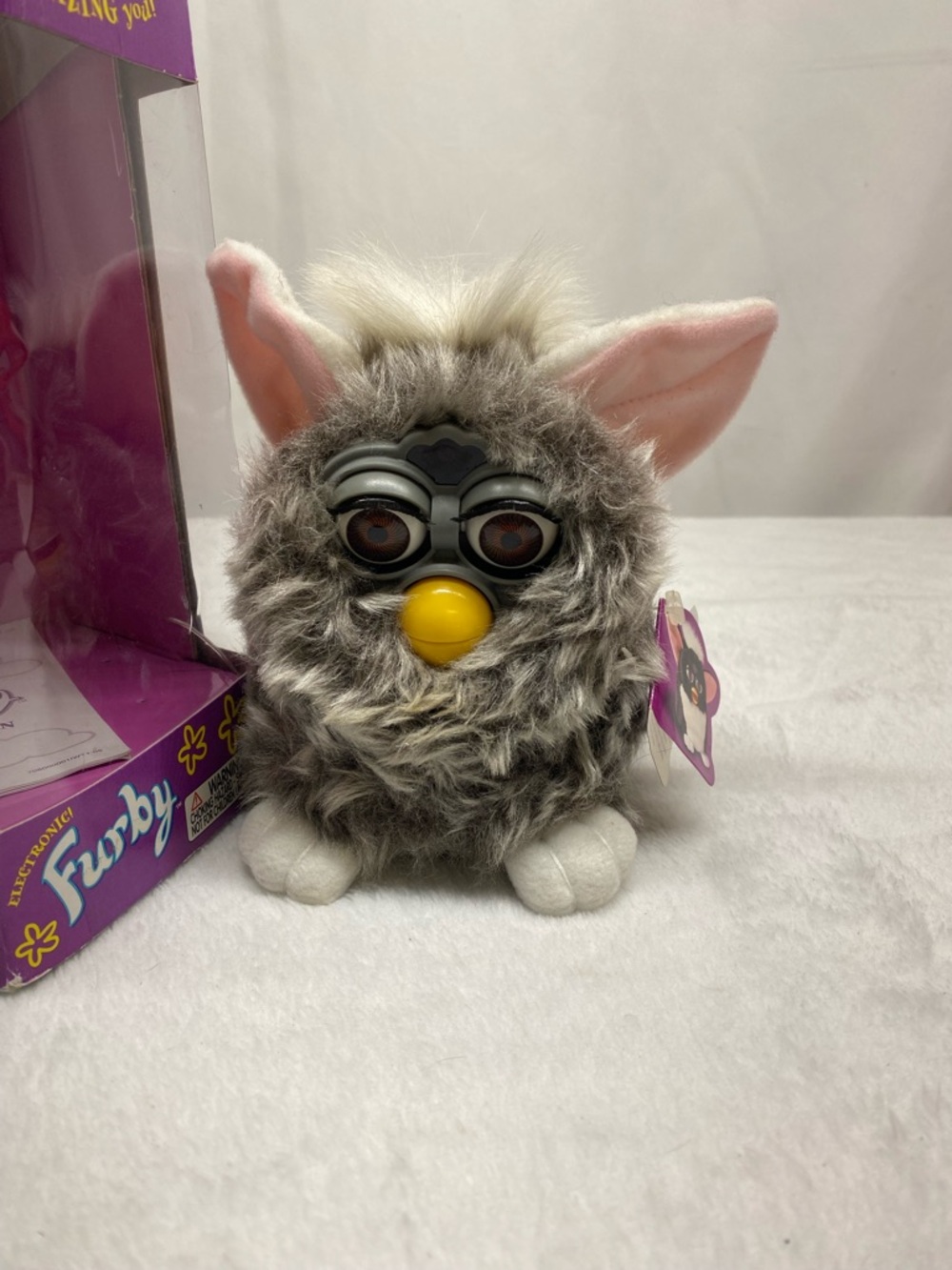 Vintage 1998 Furby, Used, Working, With Tags, Box And Instructions - Picture 7 of 8